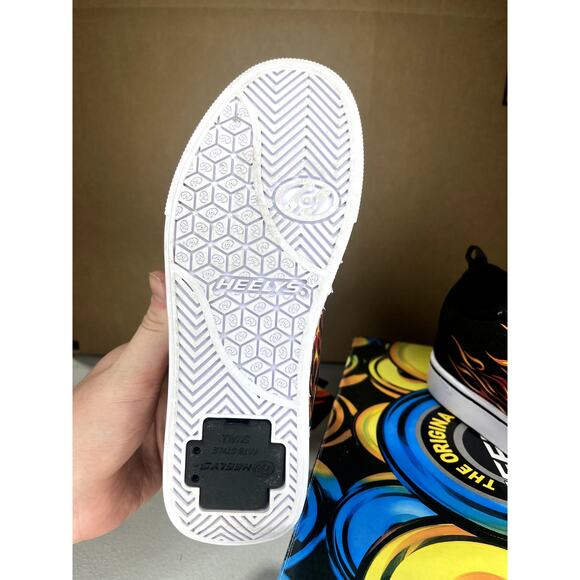 Heelys Hes10337h Youth 4 Black Red flames - Picture 4 of 6